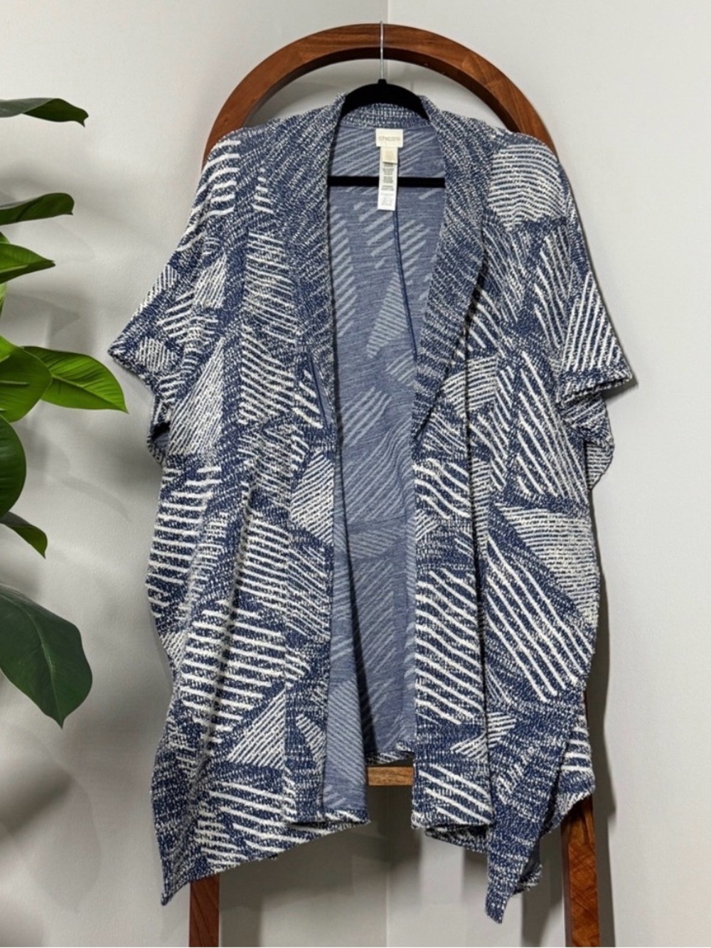 Chico's ONE SIZE Blue White Open Front Waterfall Knit Sweater Cape Wrap
